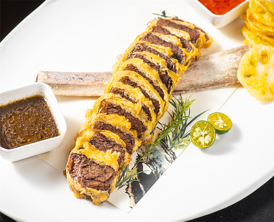 黑椒脆皮牛肋排