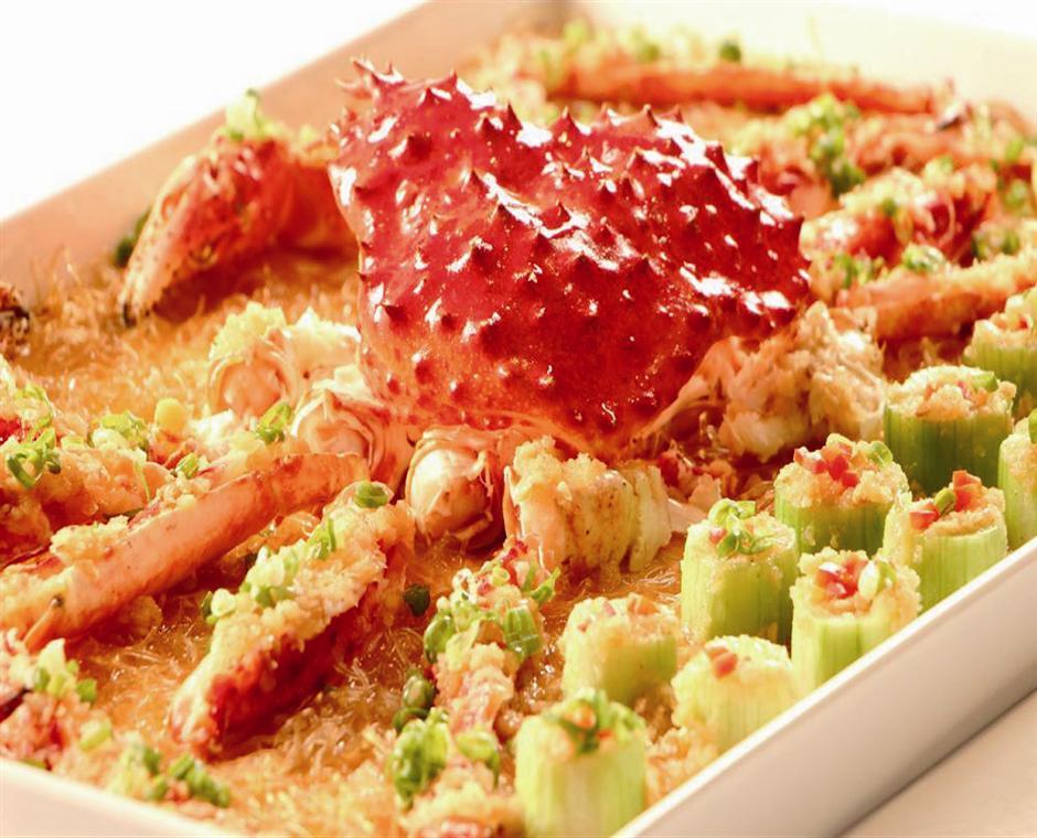 蒜蓉粉丝蒸帝王蟹