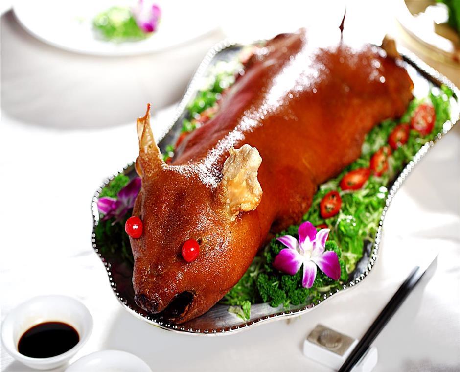 鸿运当头（乳猪焗饭）