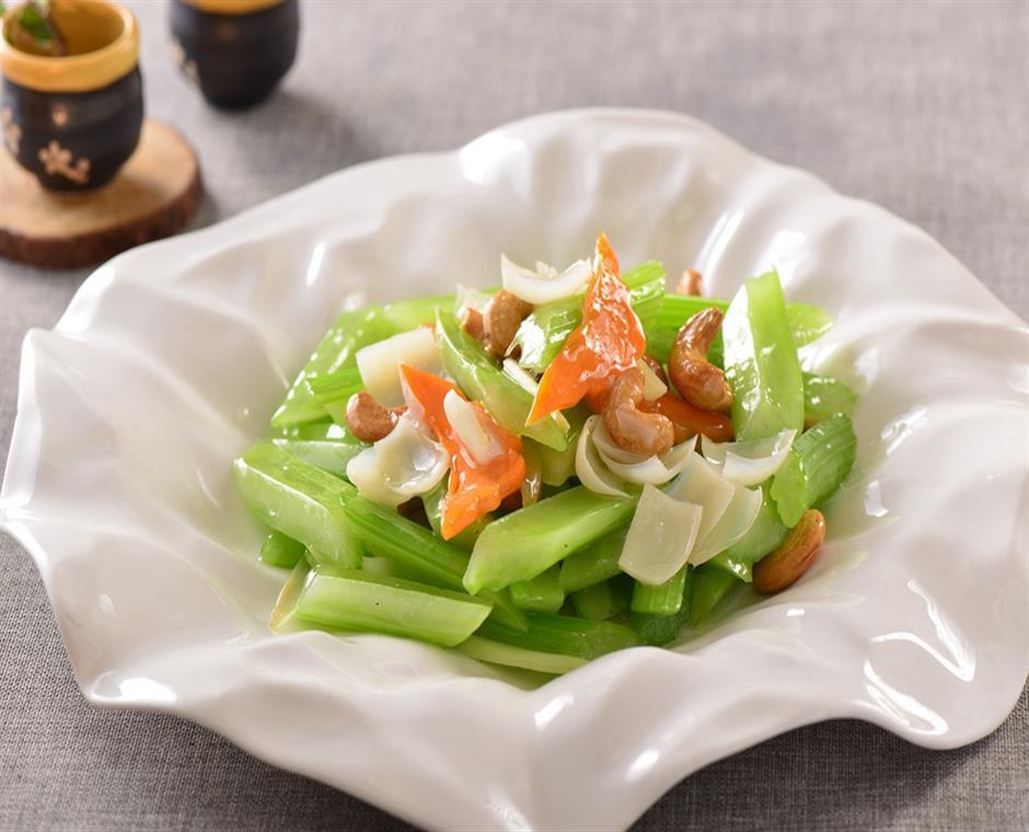 西芹炒腰果